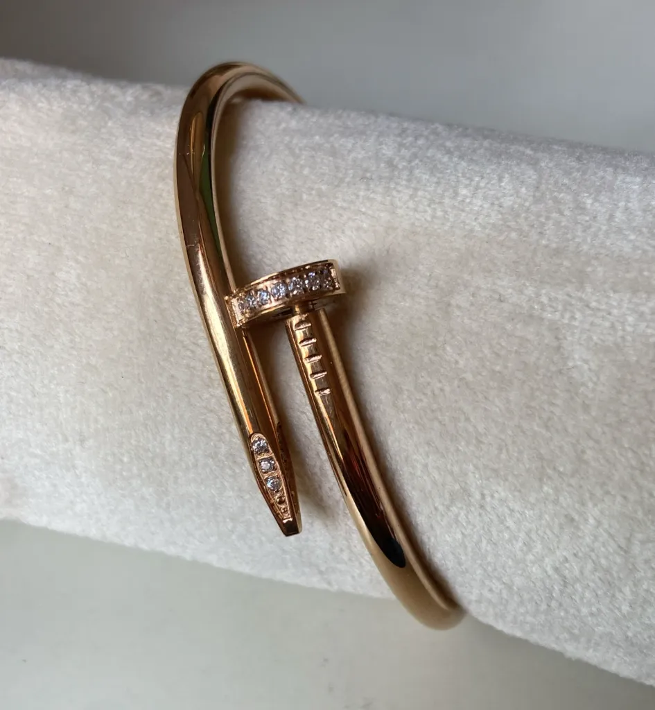 Rose gold Nail with diamond bangle bracelet