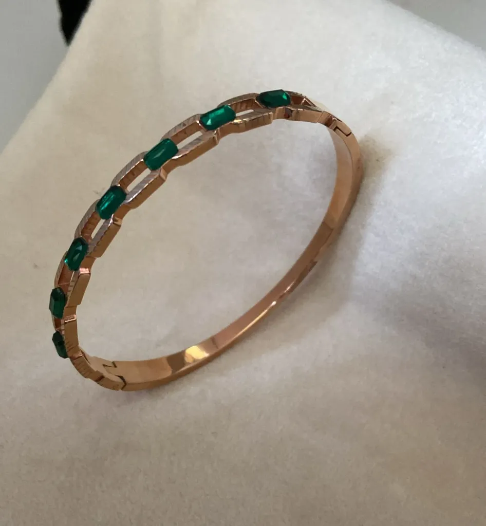 Rose gold emerald stone bangle bracelet