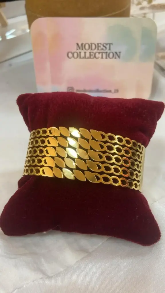 BOARD LEAF TEXTURED BANGLE BRACELET 