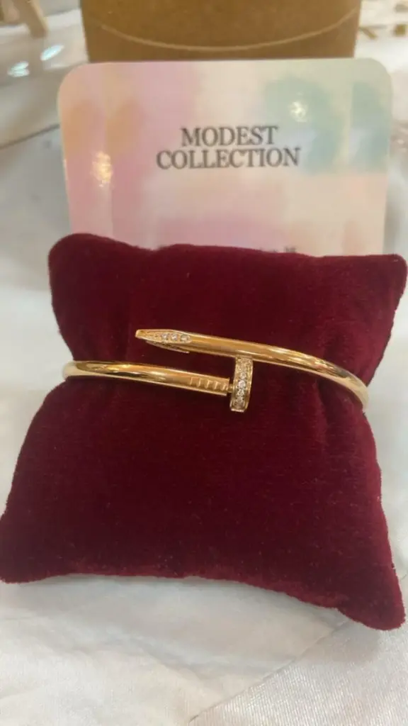 ROSE GOLD NAIL STUDDED BANGLE BRACELET