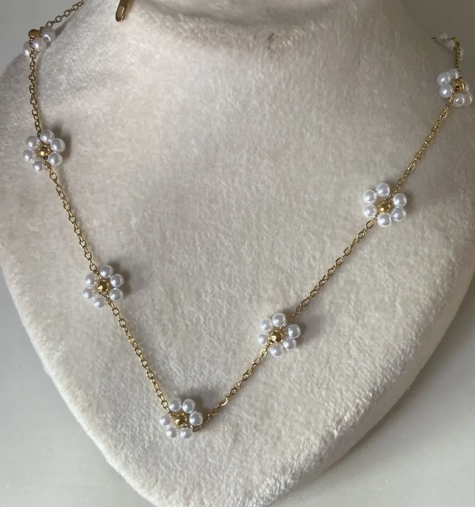 Beautiful Pearl charms necklace