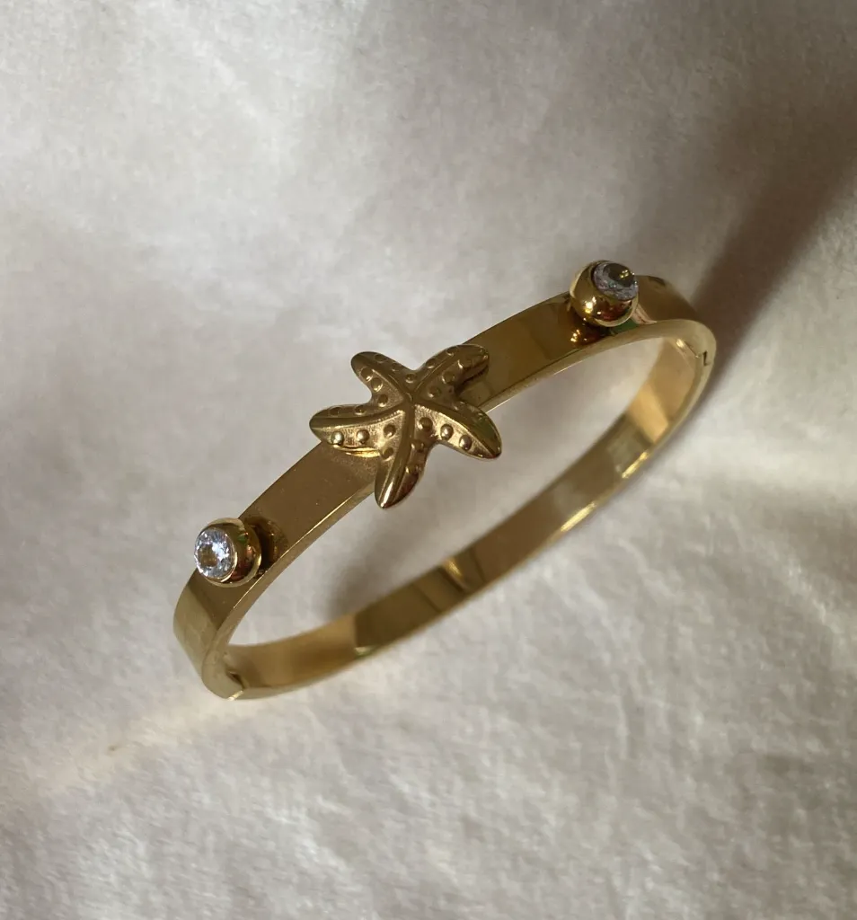 Star fish bangle bracelet