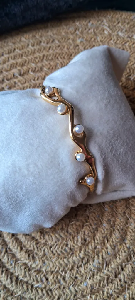 Pearl bangle bracelet