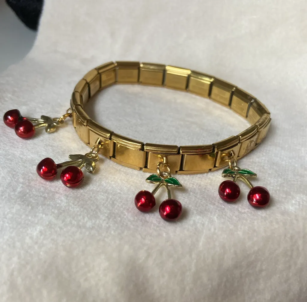 Premium Cherry Stretchable bracelet