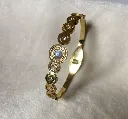 Round design bangle bracelet